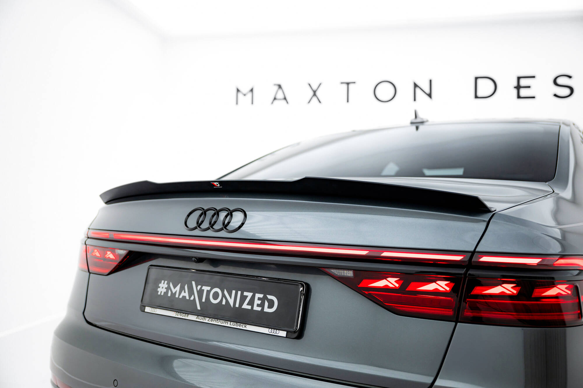 Heck Spoiler Aufsatz Abrisskante passend für Audi S8 / A8 S-Line D5 FL schwarz Hochglanz