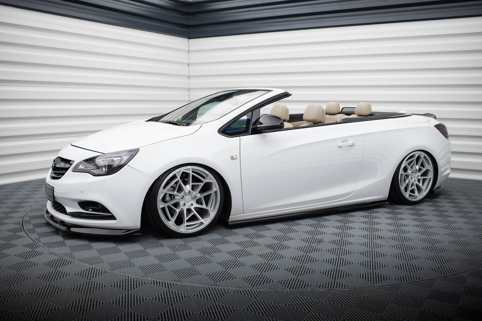 Street+ Seitenschweller Leisten passend für Opel Cascada schwarz Hochglanz