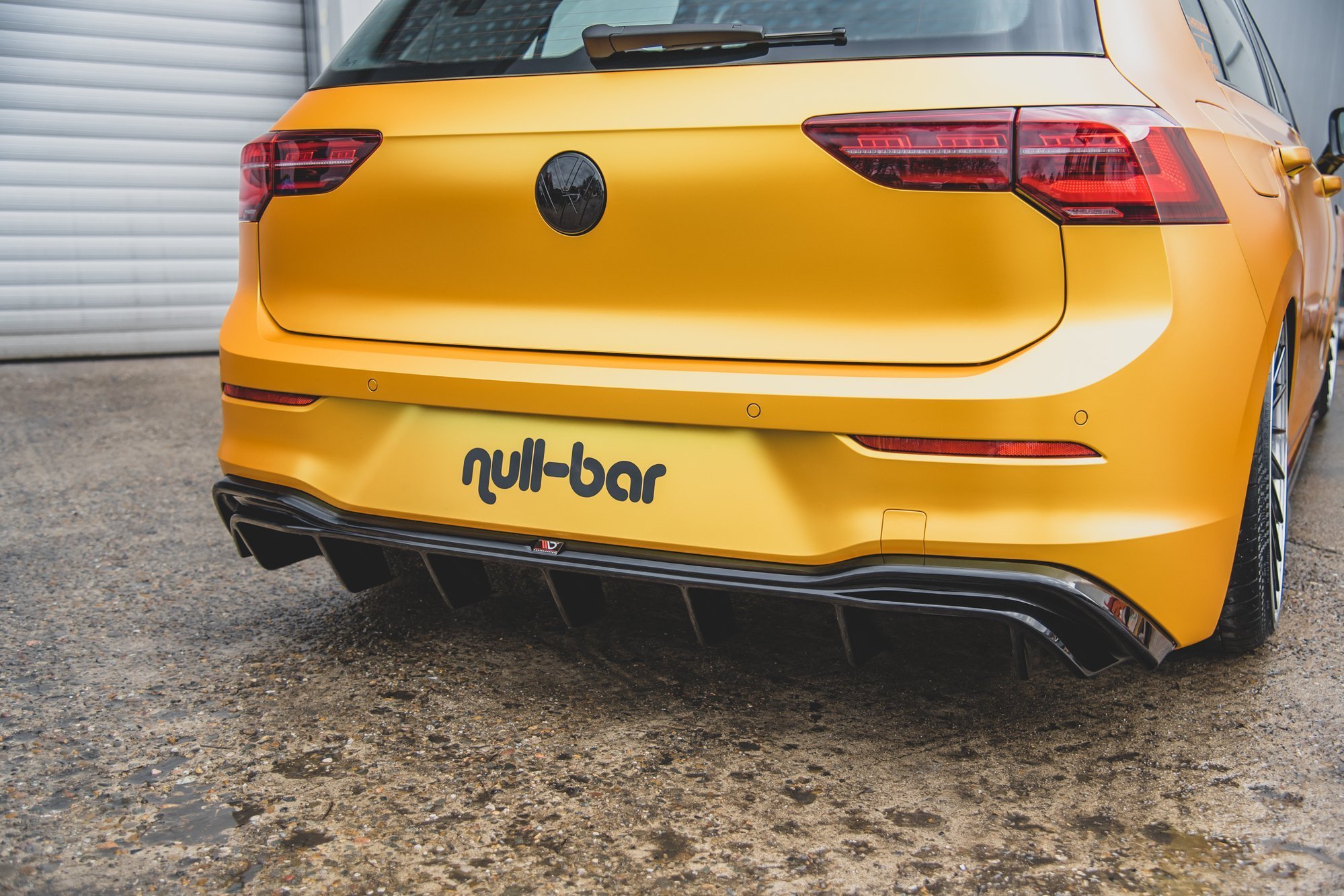 Diffusor Heck Ansatz für VW Golf Mk8 Facelift schwarz Hochglanz