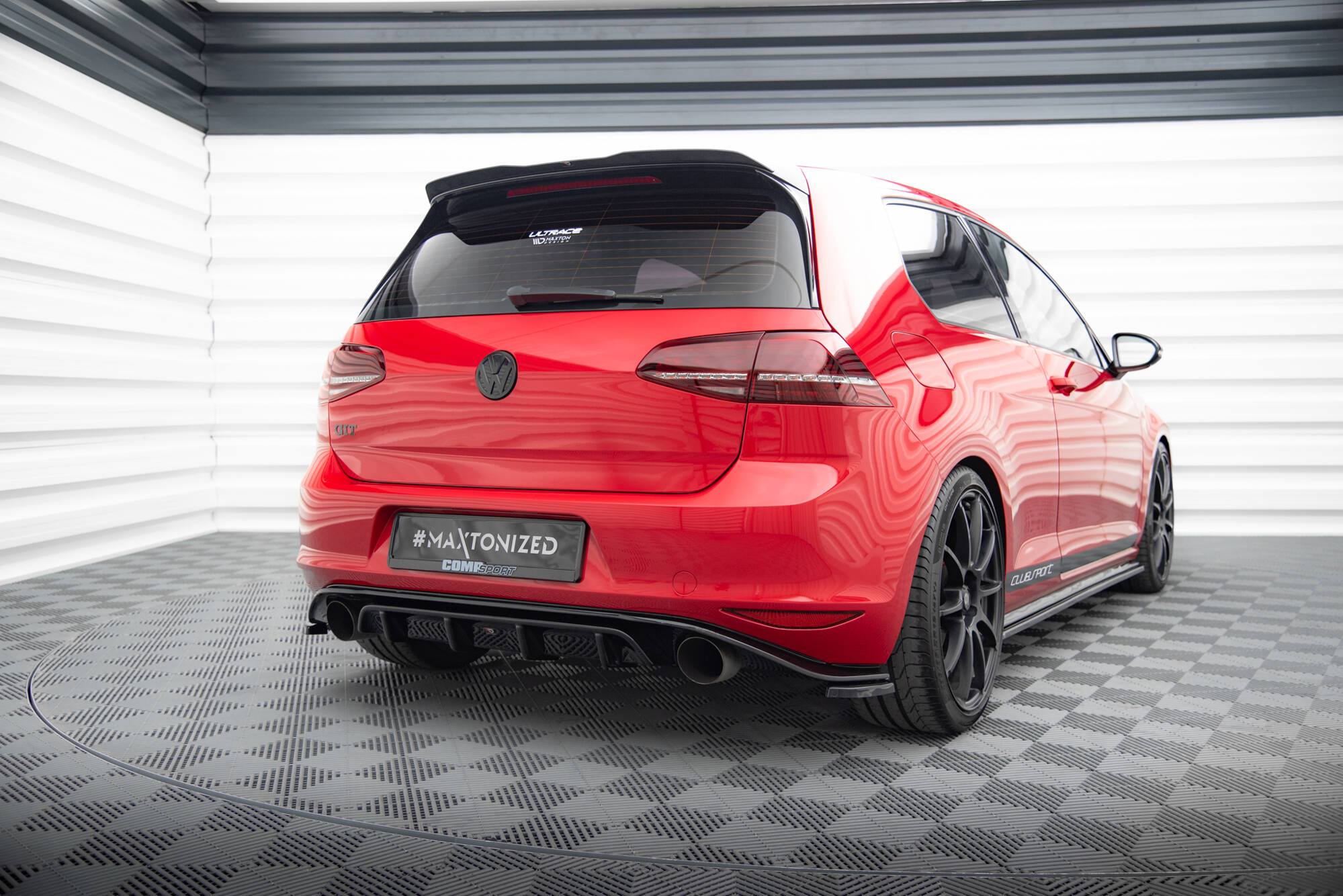Diffusor Heck Ansatz für VW GOLF Mk7 GTI CLUBSPORT schwarz Hochglanz