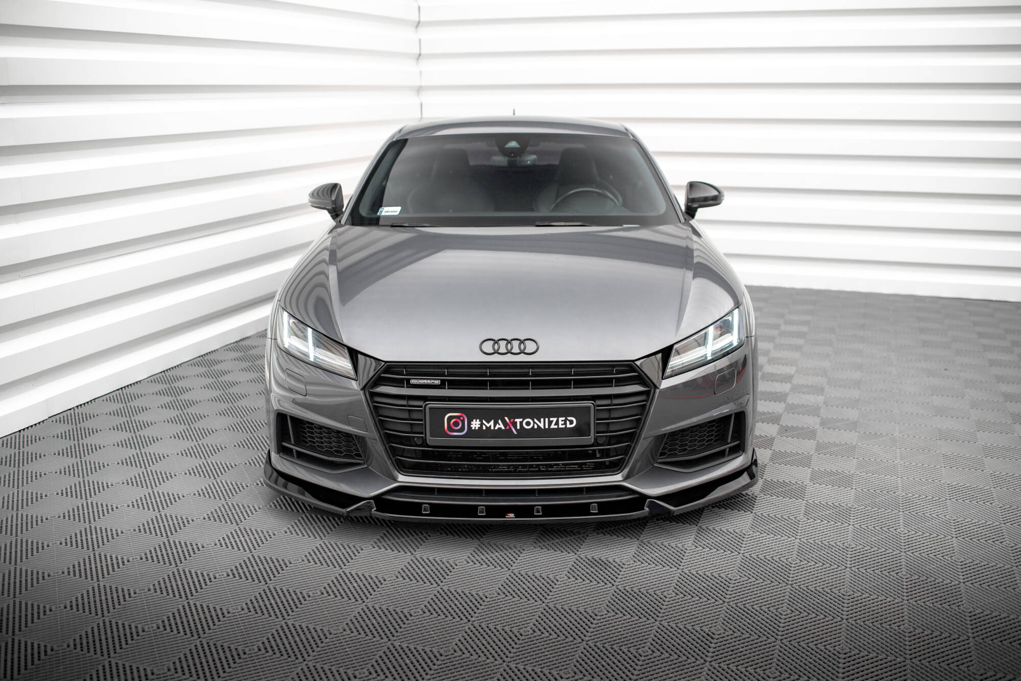 Street+ Spoilerlippe Front Ansatz V.2 passend für Audi TT S / S-Line 8S schwarz Hochglanz